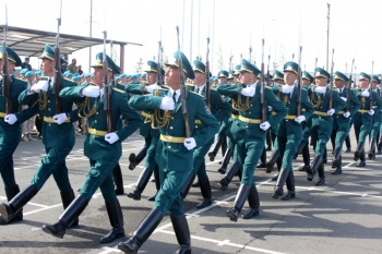 Десантники примут участие в похоронах первого Министра обороны Казахстана
