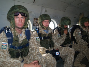 Российские десантники поделятся опытом воздушно-десантной подготовки с коллегами из Алжира