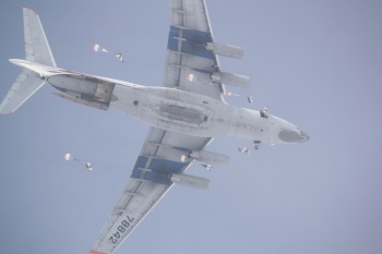 В декабре 2011 года десантники  совершили свыше 2800 прыжков с парашютом из самолетов ВТА