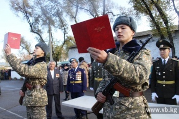 Новобранцы спецназа «Пантера» Нацгвардии Кыргызстана приведены к Военной присяге