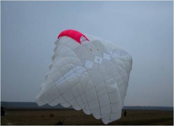 Десантники планируют получить новый  парашют Д-12 «Листик» в 2013 году