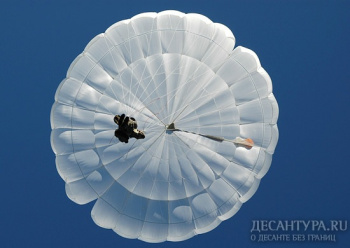 Военнослужащие ВВО с начала года выполнили около 11 тысяч прыжков с парашютом