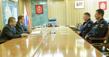 Командующий ВДВ встретился с губернатором Тульской области