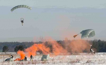 Свыше 100 специалистов воздушно-десантной службы ВДВ осваивают в Рязани парашютные системы «Арбалет-1» и «Арбалет-2»