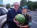 Михаил Жигалов 2 августа получил от десантного клуба "Батя" подарок с Днепропетровска.