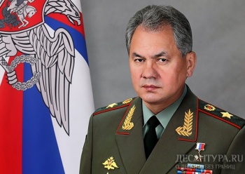 Министр обороны России поздравил военнослужащих и ветеранов с Днем Победы