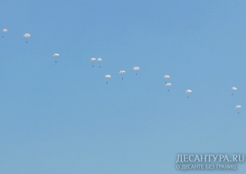 Количество учебных прыжков с парашютом для спецназовцев ЦВО увеличено на 20%