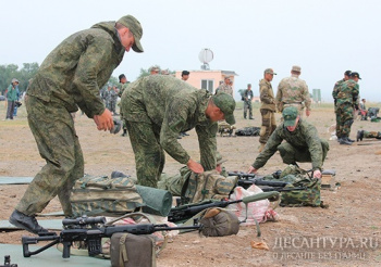 Команда России перед конкурсом «Снайперский рубеж» выполнила пристрелку винтовок СВД-С