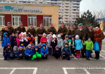 В Новороссийске десантники провели День открытых дверей