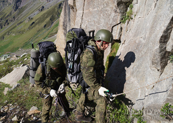 Военнослужащие горных подразделений готовятся покорить Эльбрус