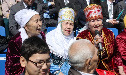Военный парад в честь Дня защитника Отечества, Астана 7 мая 2014 г.
Казахстанские бабушки задорно исполняют песню "Катюша".