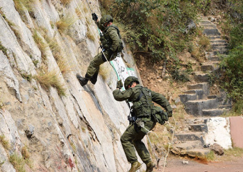 Спецназ ВВО в Бурятии приступил к горной подготовке