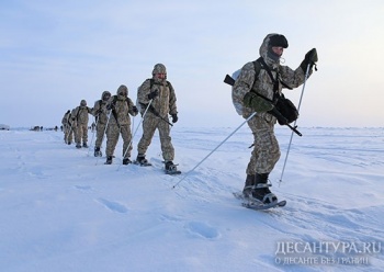 Десантники будут экипированы в специальное обмундирование для действий в Арктике