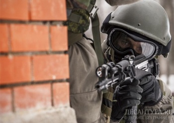 Подразделения бригады спецназа ЮВО провели учебную операцию по уничтожению «террористов» в городских условиях