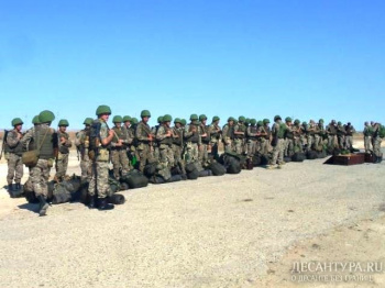 Будущих офицеров-десантников перебросили на запад Казахстана