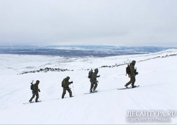 Спецназ ВВО отработал захват и оборону горного перевала