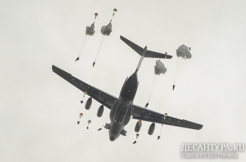 Российские десантники в 2018 году выполнили более 200 тысяч прыжков с парашютом