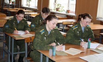 «Академия десанта» готовится к выпускным экзаменам