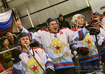 В РВВДКУ состоится товарищеский матч по хоккею с шайбой между командами ВДВ и «Легенды хоккея СССР»