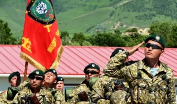 В церемонии открытия нового пункта постоянной дислокации спецназа «Илбирс» приняли участие Президент и первые лица МО и ВС Кыргызстана