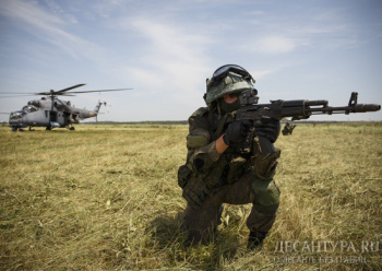 Спецназ ЮВО провел учение с десантированием под Краснодаром