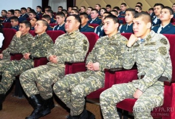 Военнослужащие 36 десантно-штурмовой бригады посетили Военно-исторический музей Вооруженных Сил РК