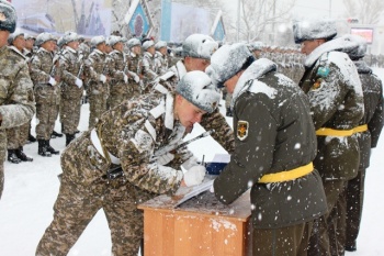 К Военной присяге приведены 298 новобранцев Капшагайской гвардейской десантно-штурмовой бригады
