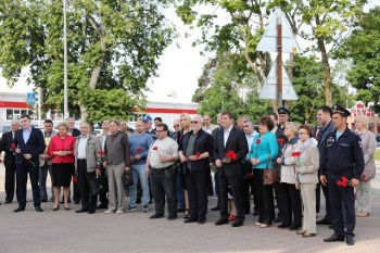 Члены Совета при Президенте РФ почтили память десантников 6-й роты