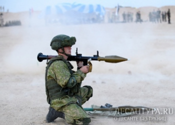Военнослужащие ВДВ России продемонстрировали египетским коллегам стрельбу из гранатометов