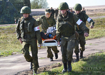 Медики-десантники проходят курс экстремальной военной медицины в ВМА имени С.М.Кирова