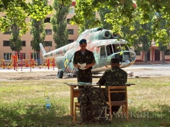 В Одесской военной академии готовятся принять десантников: вернули вертолеты и восстановят «крокодила»