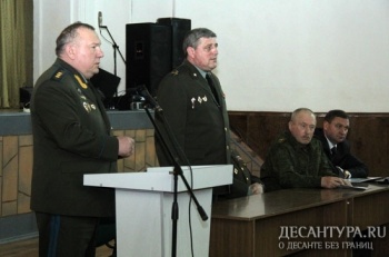 Командир 76-й десантно-штурмовой дивизии Алексей Наумец празднует 46-летие