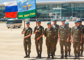 Подразделение 7-й десантно-штурмовой дивизии возвращается из Китая в Россию