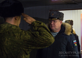 Командующий ВДВ инспектирует десантно–штурмовое соединение, дислоцированное в Уссурийске