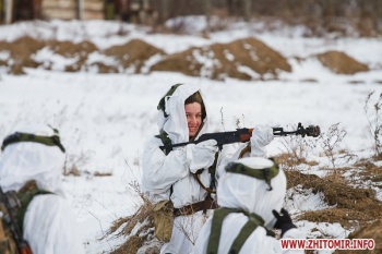 Журналистка Житомира убила «врага» и заняла 2-е место в учебном бою