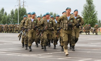 	Празднование Дня десантника в столичной десантно-штурмовой бригаде ВС РК