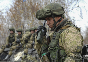 Российские и белорусские десантники уничтожили условные НВФ