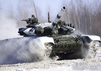 В 7-й десантно-штурмовой дивизии экипажи Т-72Б3 готовятся к «Танковому биатлону»